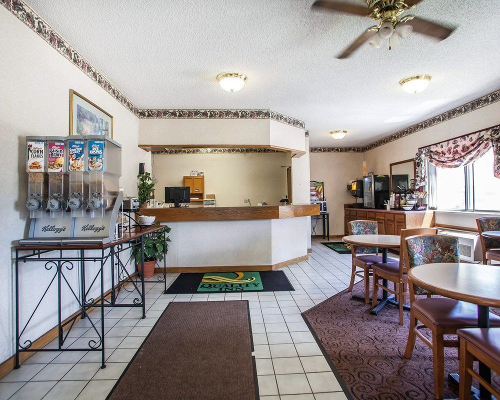 Gasthof Quality Near Us Highway 34 And I-74
